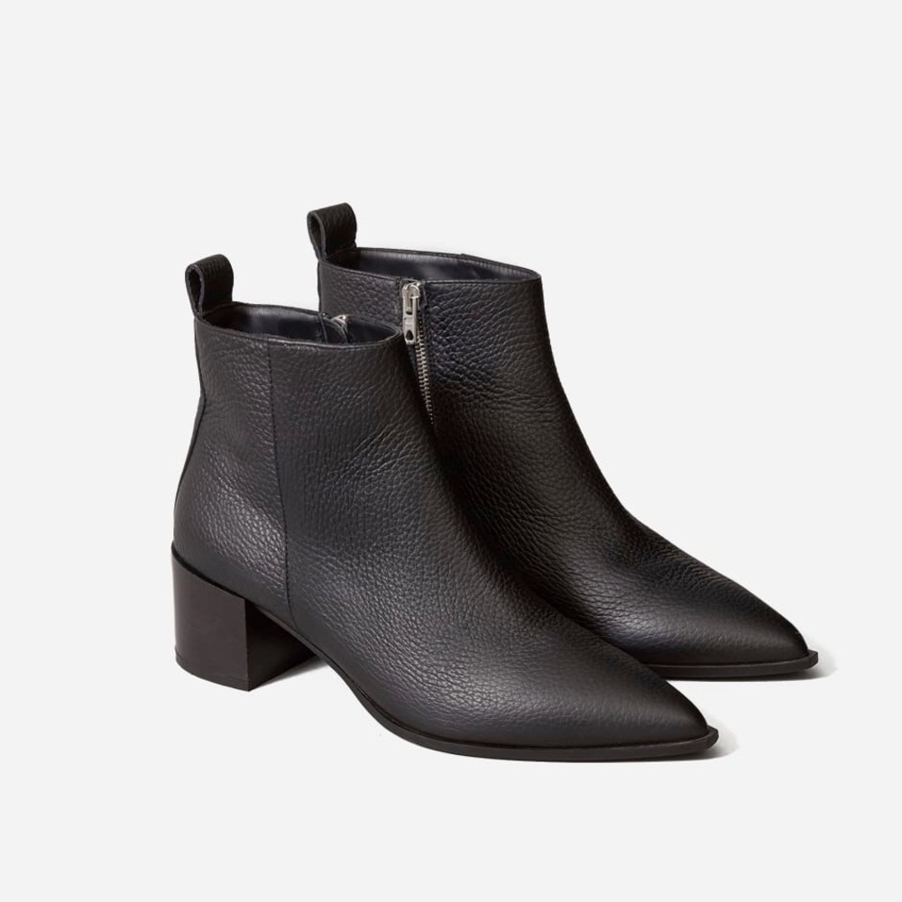 Everlane ‘The Boss Boot’ / pebbled black